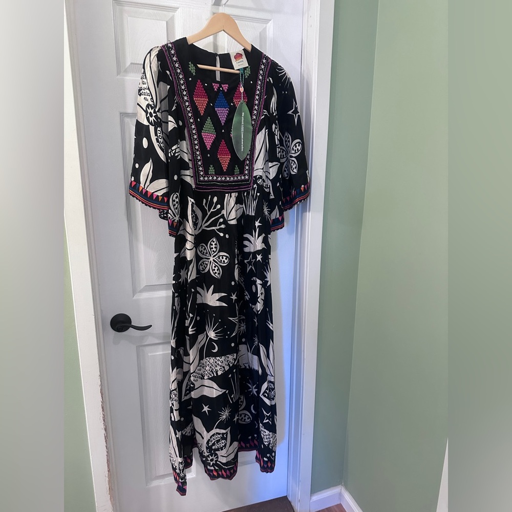 Farm Rio NWT, XL